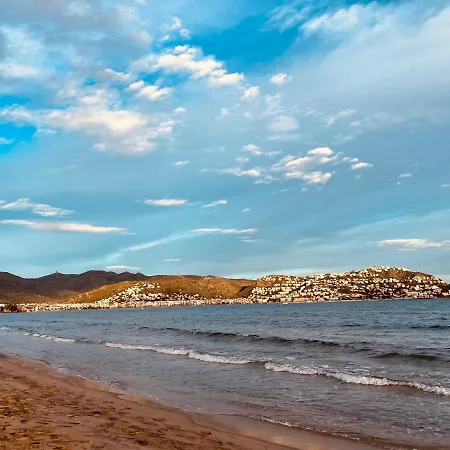 Piso Rita Διαμέρισμα Ρόζες